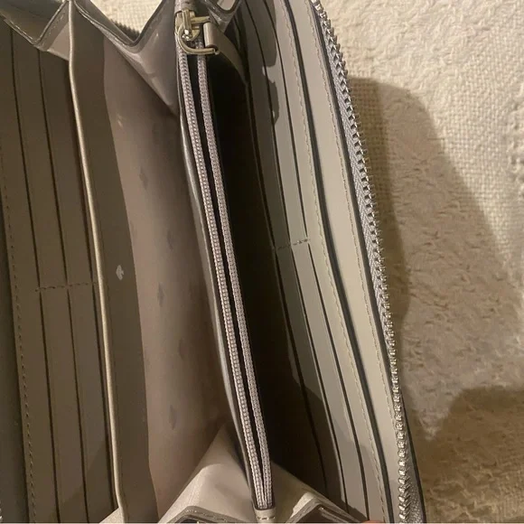 Kate Spade Gray Wallet - Picture 3 of 3